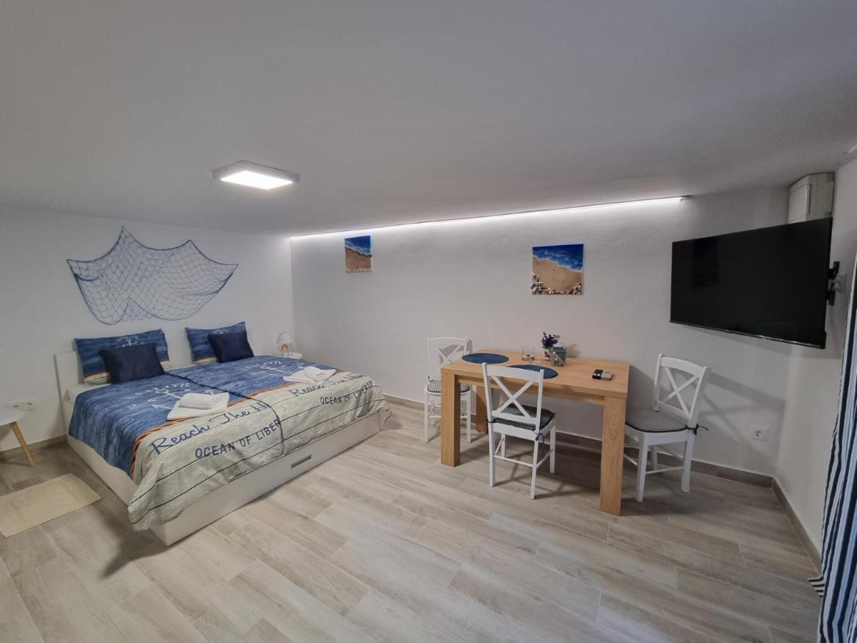 Apartments Casia 巴斯卡 外观 照片