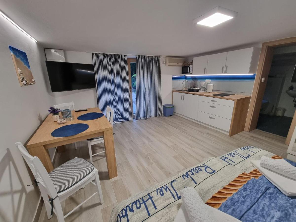 Apartments Casia 巴斯卡 外观 照片