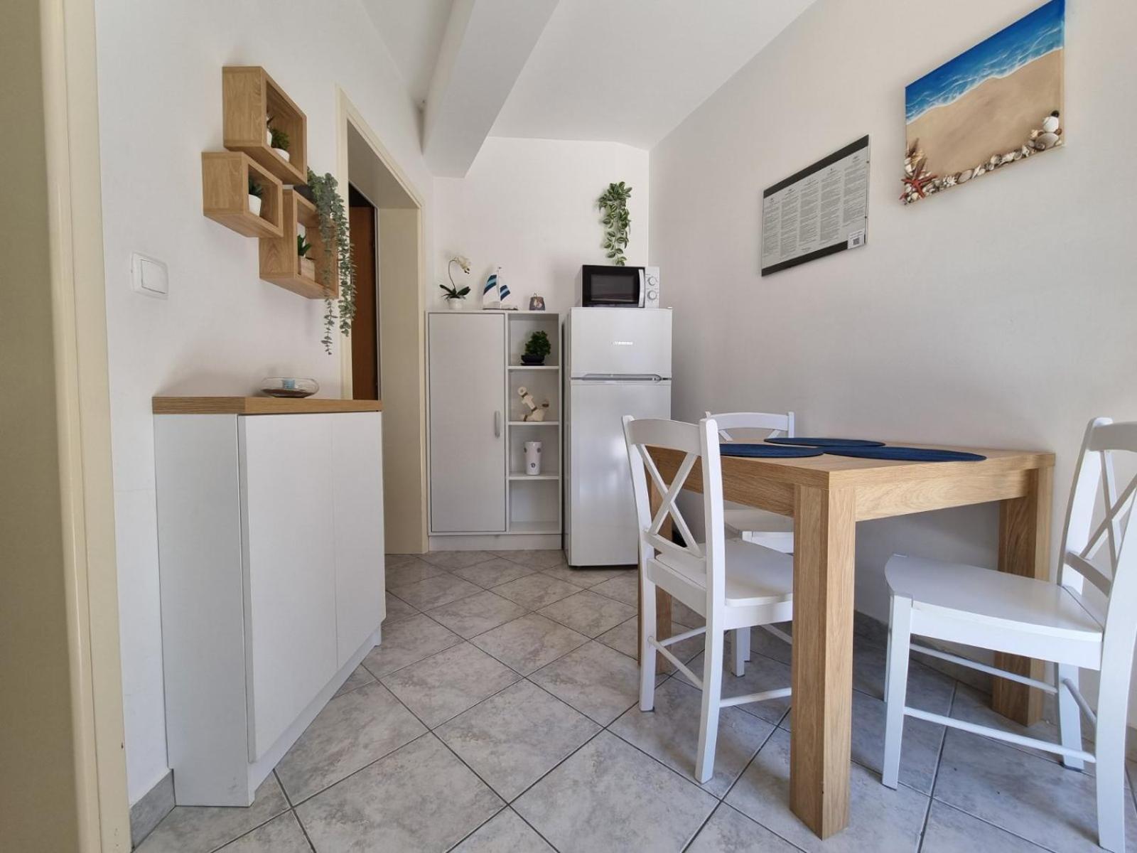 Apartments Casia 巴斯卡 外观 照片